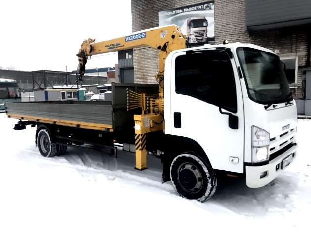 Isuzu Еlf
